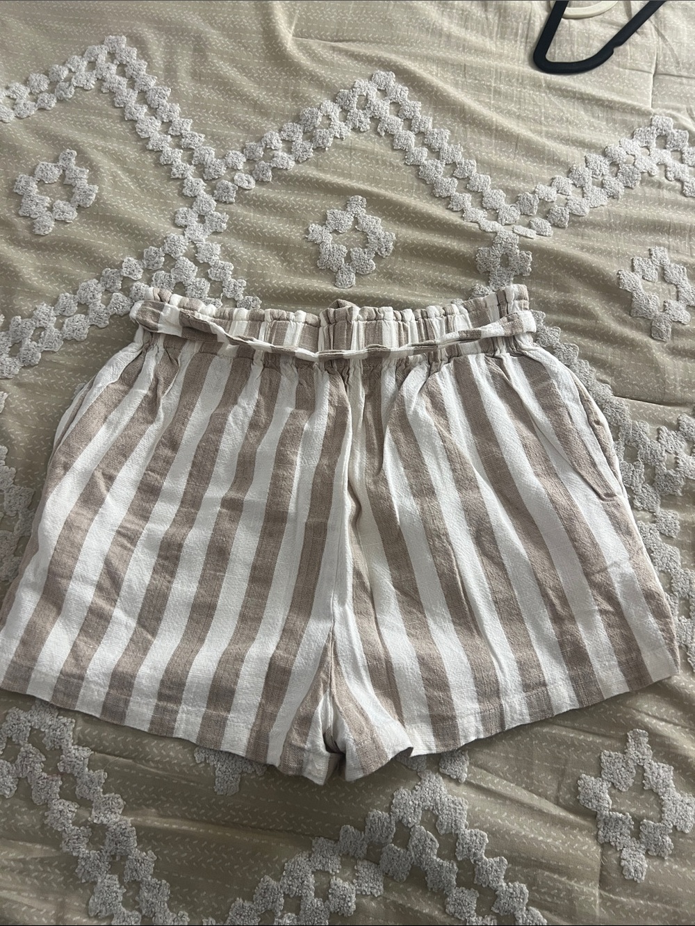 Pink Lily Beige & White Striped Tie Shorts - Picture 3 of 3
